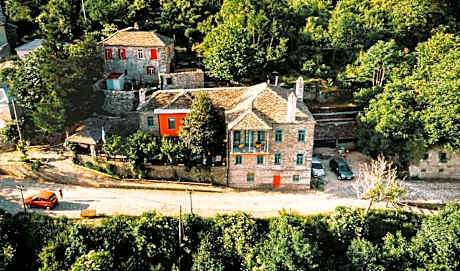 Shamrock Elati Retreats