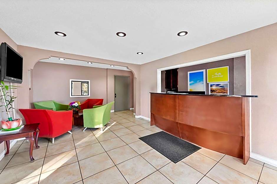 Days Inn by Wyndham Brownsville