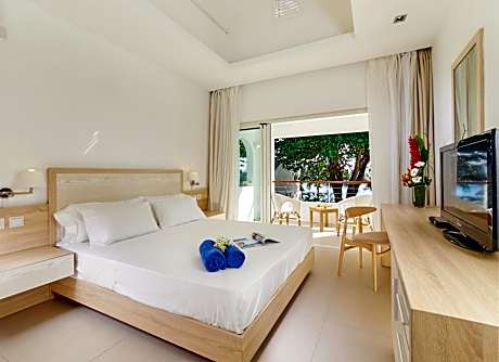 Three-Bedroom Beachfront Villa with Sea View