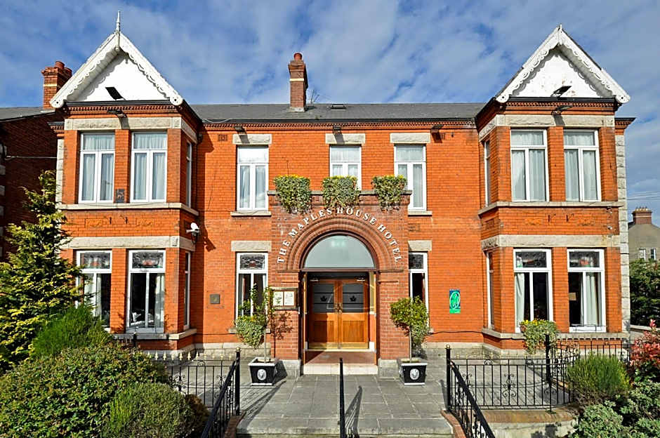 Maples House Hotel