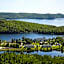 Auberge du Lac-à-l'Eau-Claire