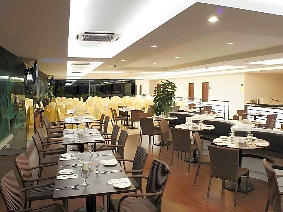 Kinta Riverfront Hotel & Suites