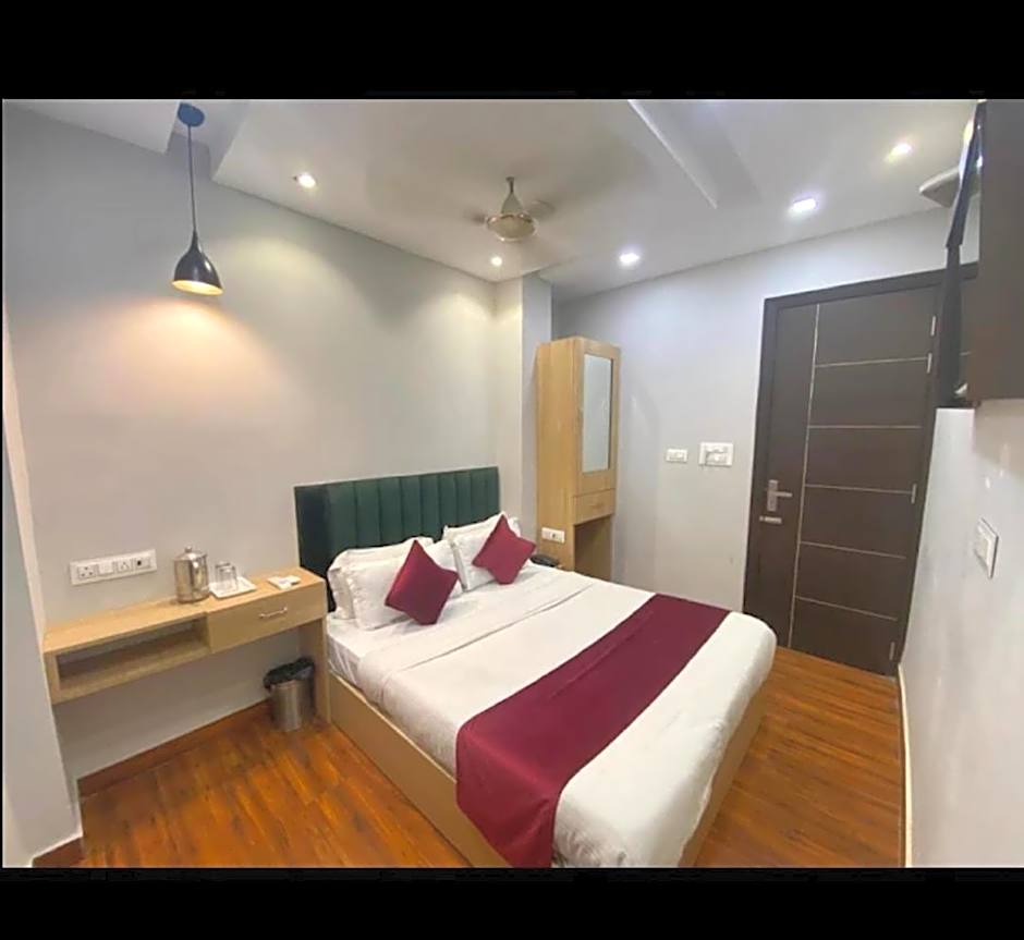Goroomgo Hotel 56 Amritsar