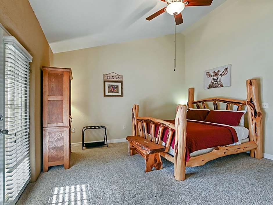 Canyon Lake Condos at Stillwater Ranch