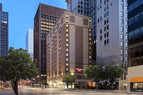 Hampton Inn By Hilton Cleveland-Downtown