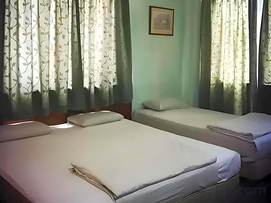 OYO 90847 Hotel Asia City