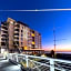 Oaks Glenelg Plaza Pier Suites