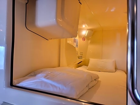 Capsule Room - Lower Level -  (Male Only)