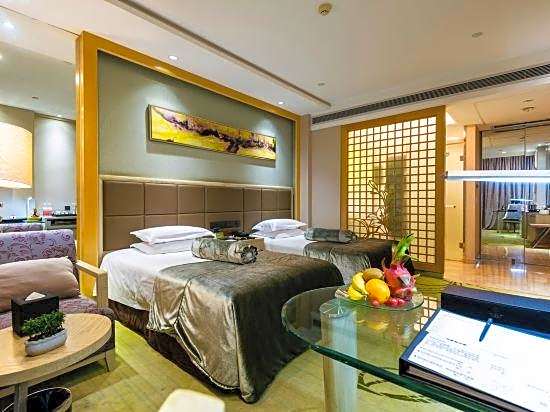 Tiangang Xiyue Hotel (Ningbo Yinzhou Wanda Plaza Zhejiang Pharmaceutical Vocational University )