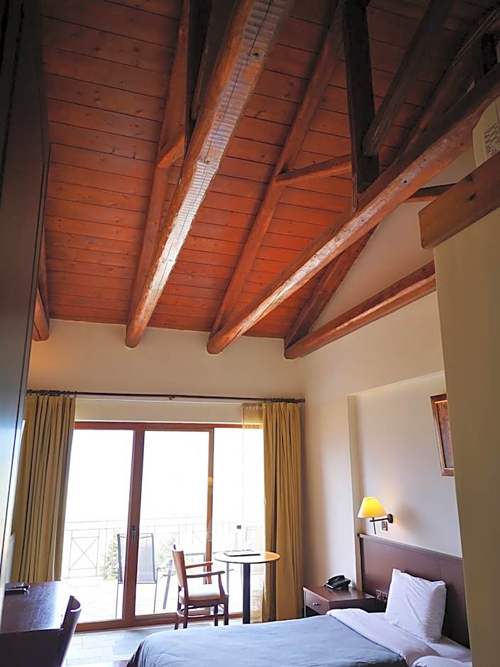 Olvios Hotel