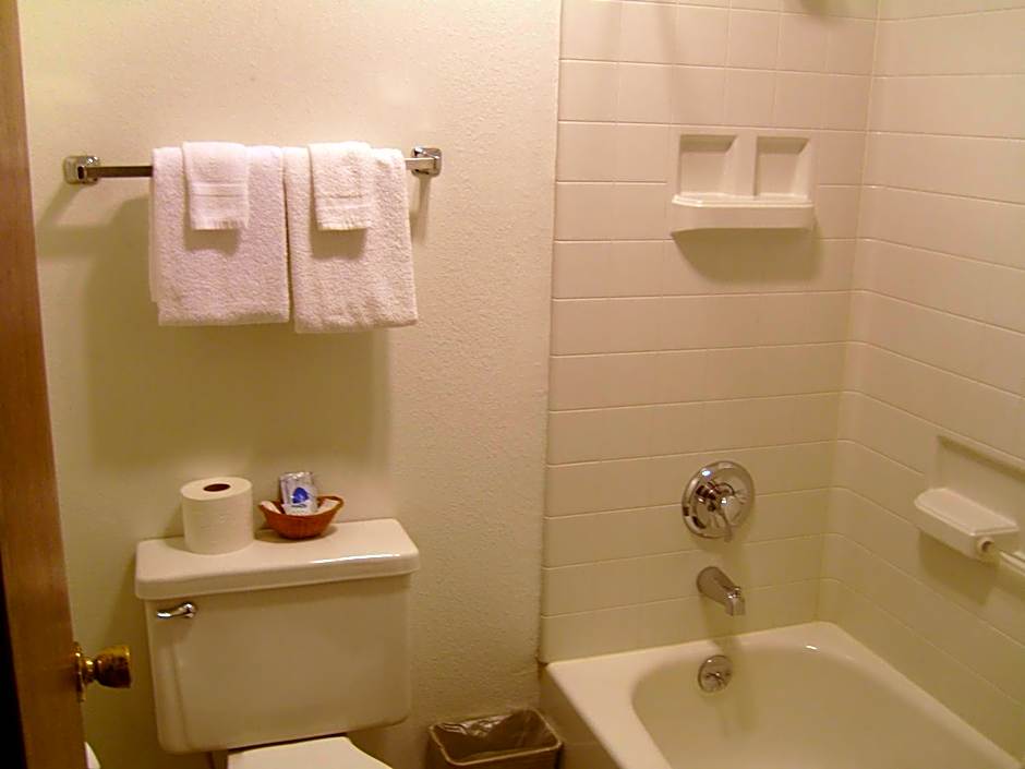 Shanico Inn