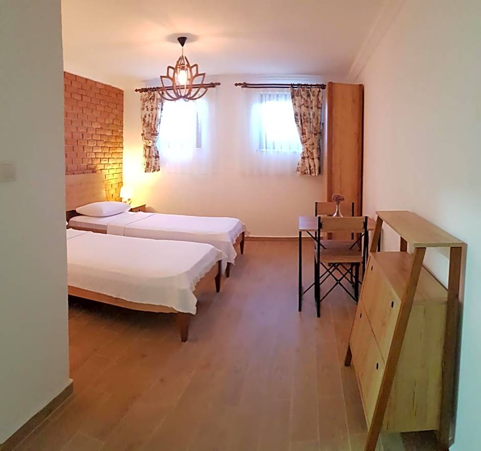 Adayel Bagevi & Butik Otel