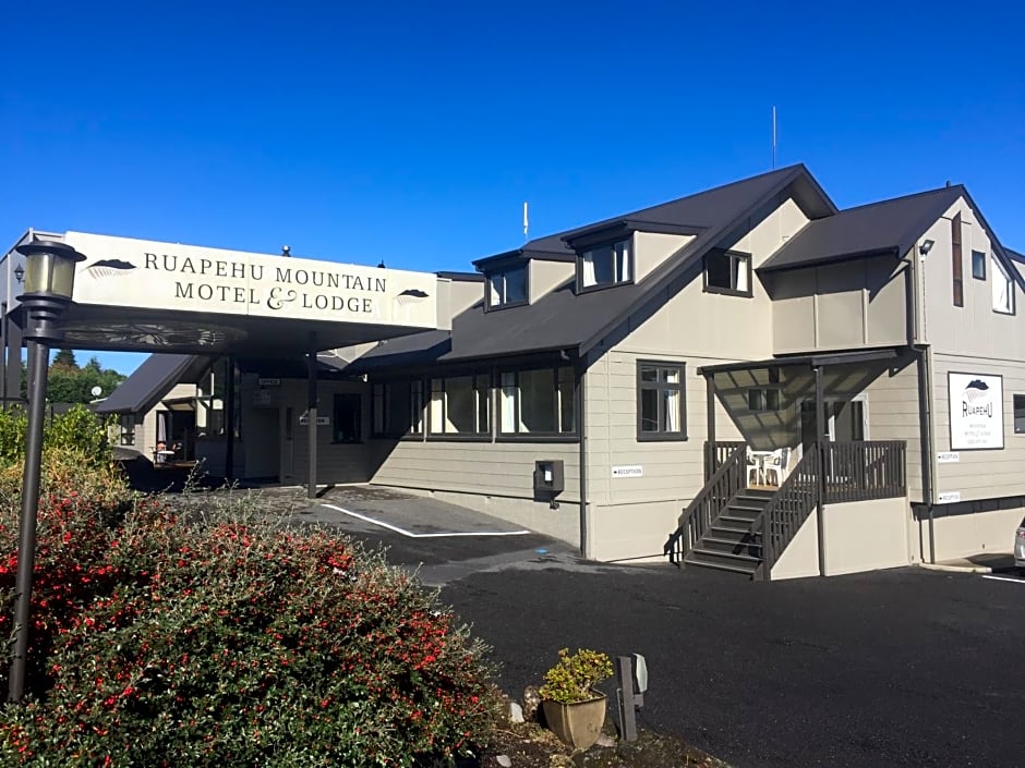 Ruapehu Mountain Motel & Lodge