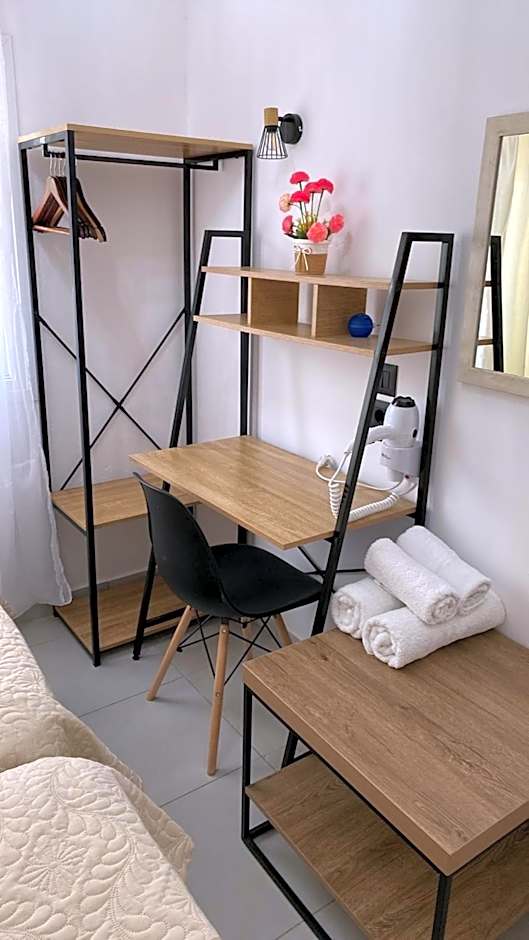 RESIDENTS IONIAN (BED AND BREAKFAST)