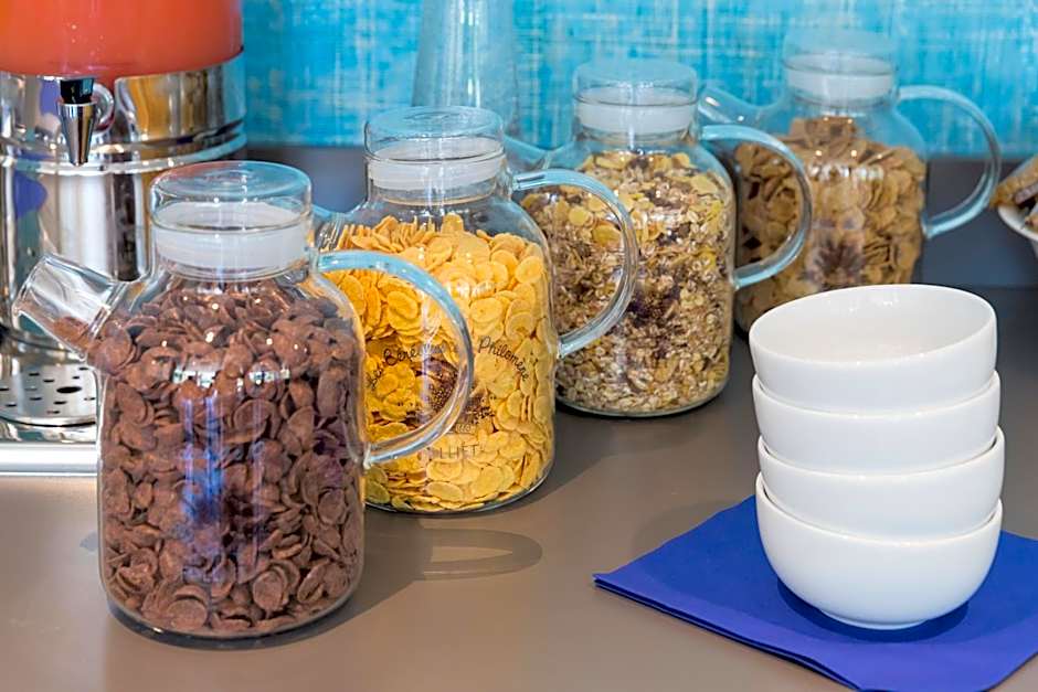 Operalia Hotel les Pins