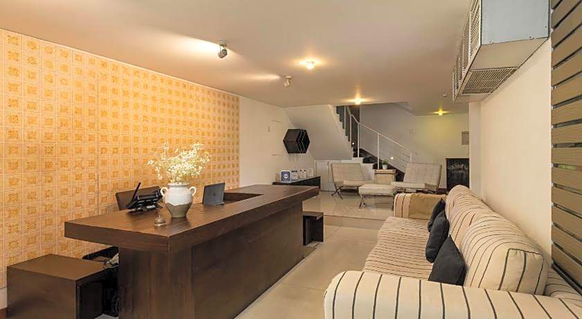 Rockwell Colombo Hotel