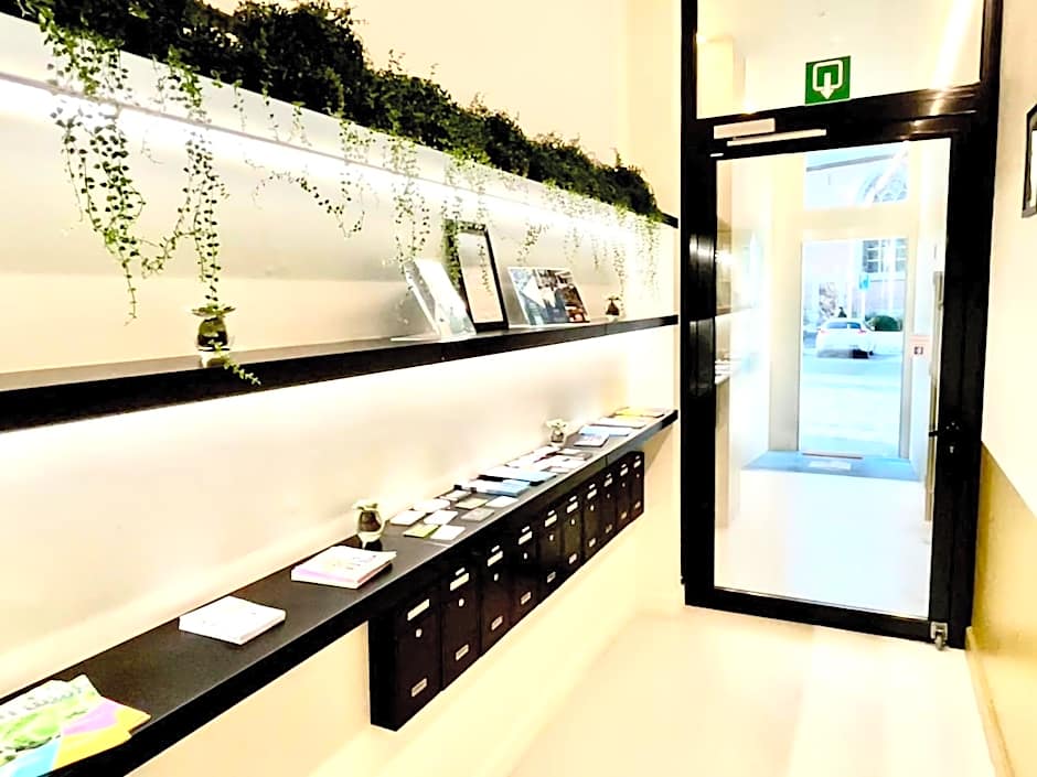 Elberg Hotel & Apartments