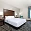 La Quinta Inn & Suites by Wyndham Columbus - Edinburgh