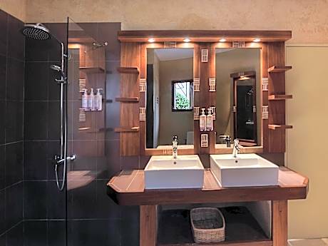 Standard Room with 2 single beds