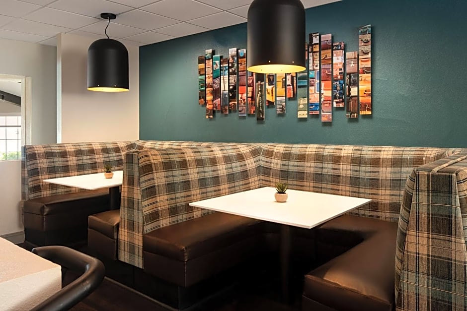 Four Points by Sheraton Tucson Airport