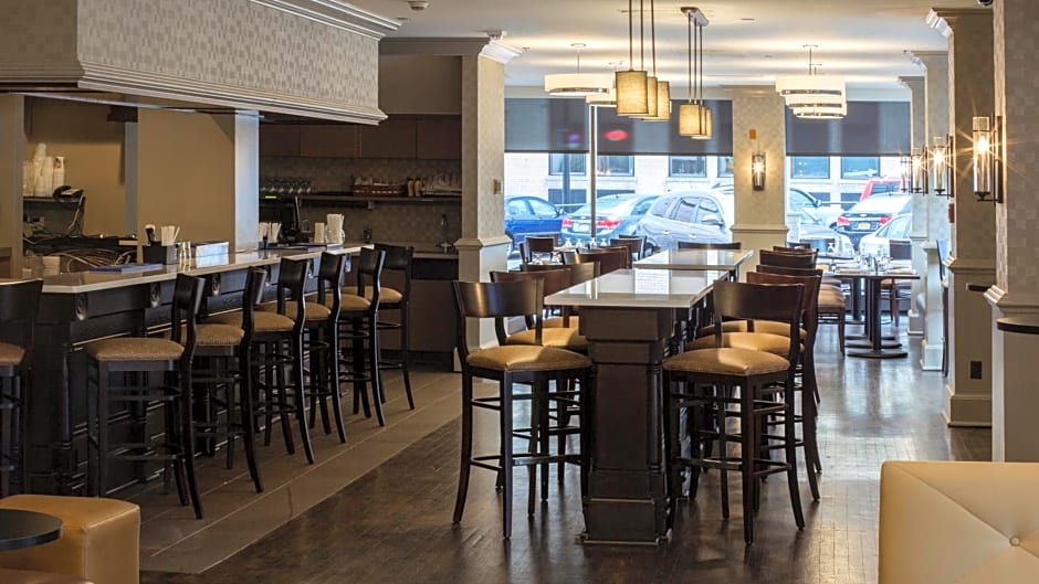 Wyndham Rochester Downtown