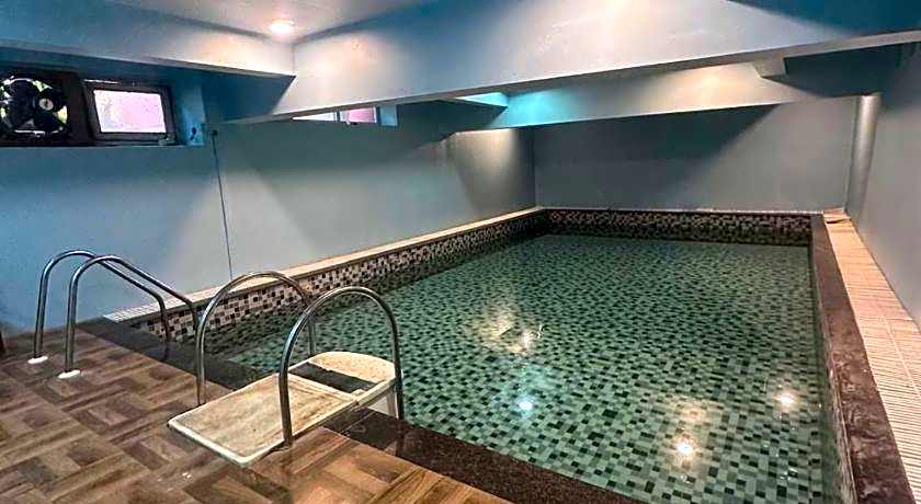 Hotel Mount Regency
