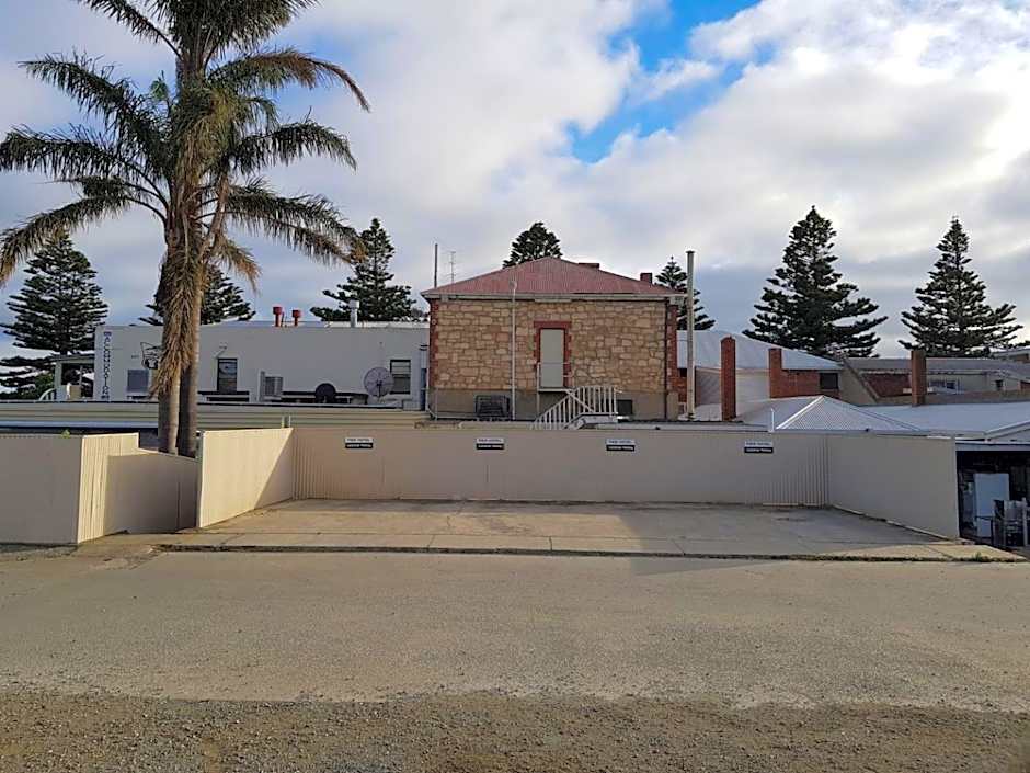 Pier Hotel Port Lincoln