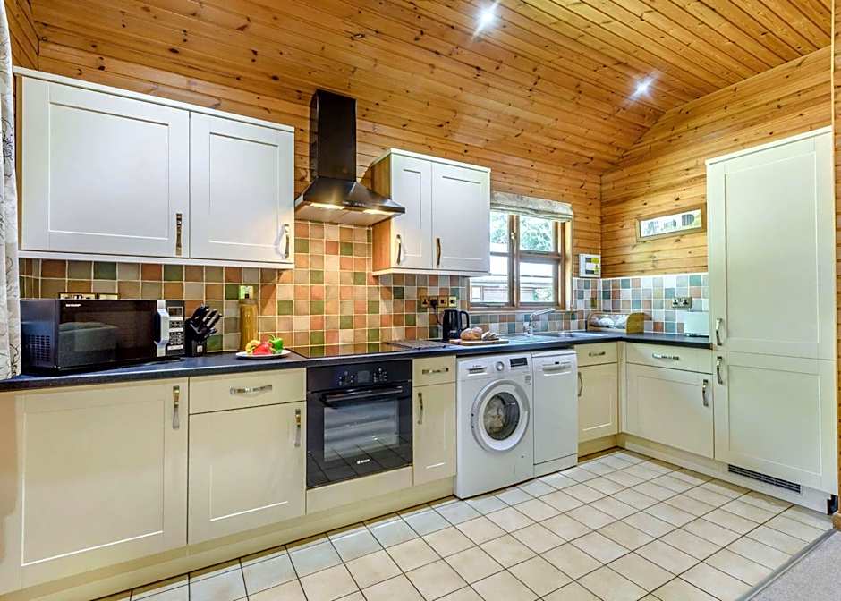 Ford Farm Lodges