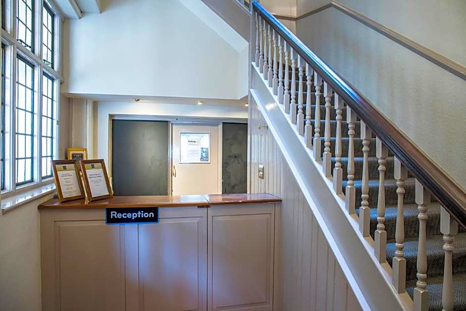 Half Moon, Sherborne by Marston's Inns