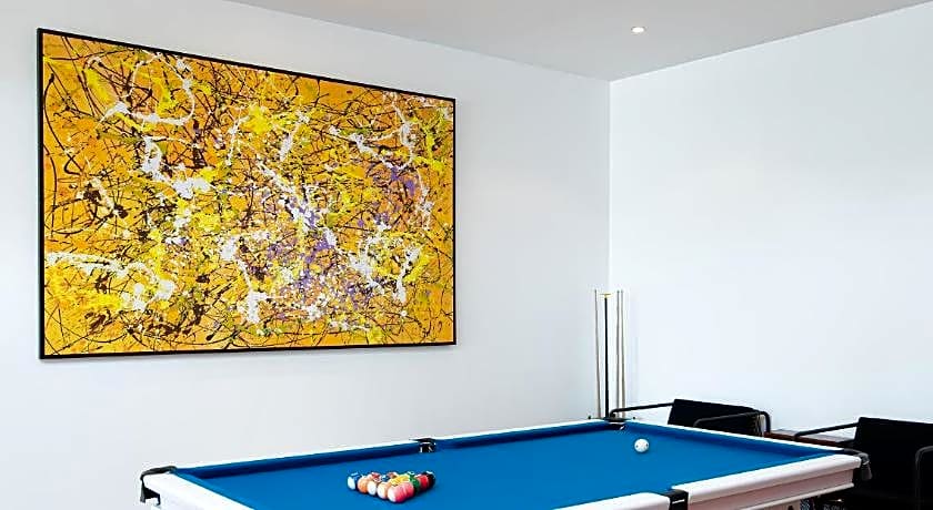 Benviar Tonson Residence