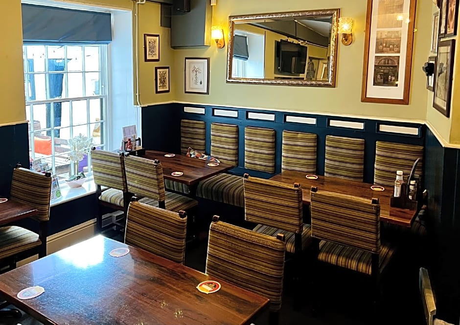 The Crown And Cushion