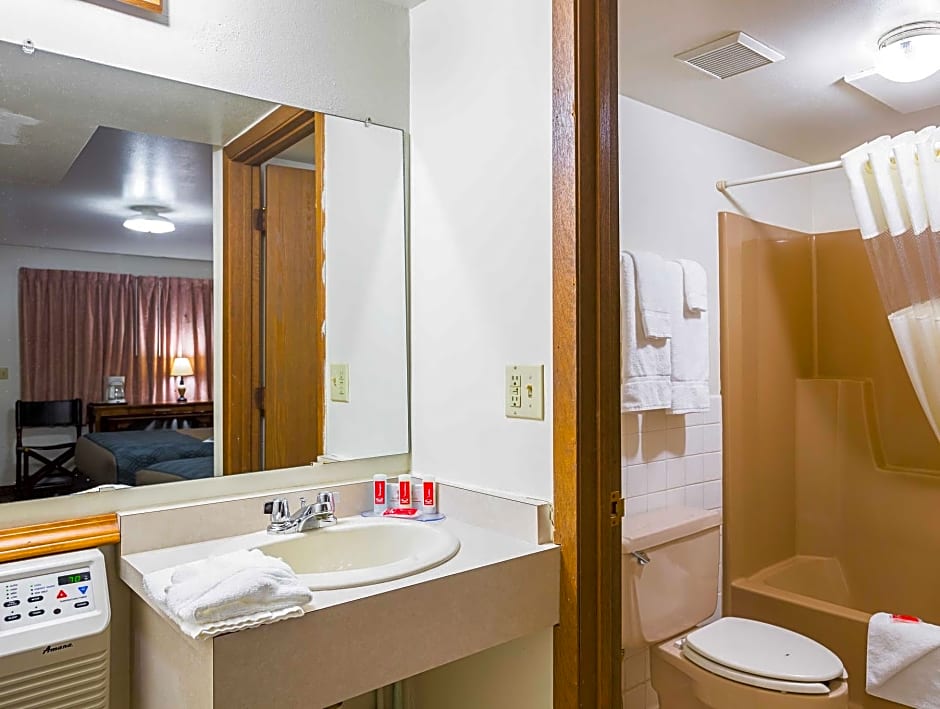 Econo Lodge Waupaca