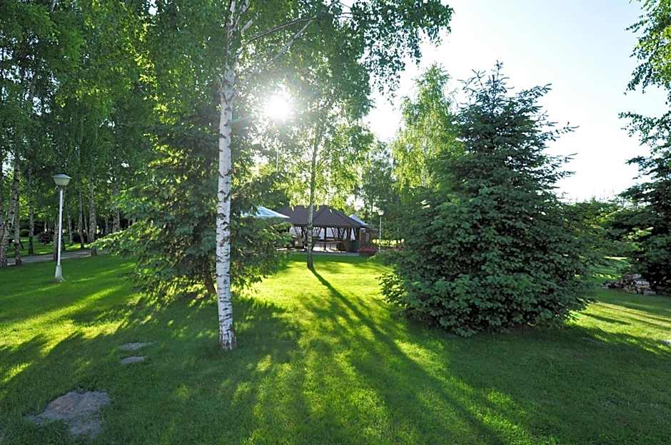 Hotel Chabrowy Dworek