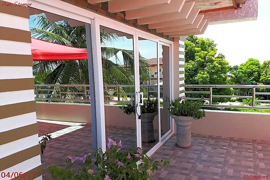 FNT Transient House near Hundred Islands