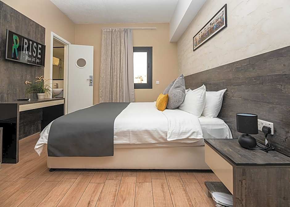 Rise Hotel