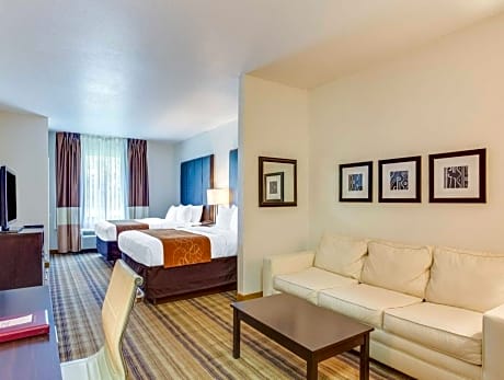 2 Queen Beds Suite, Non-Smoking