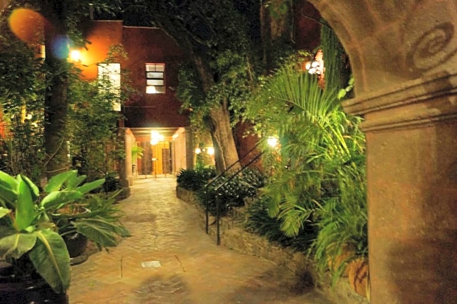 Casa Luna Hotel Boutique