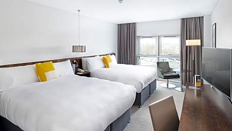 Premium Queen Room with Two Queen Beds