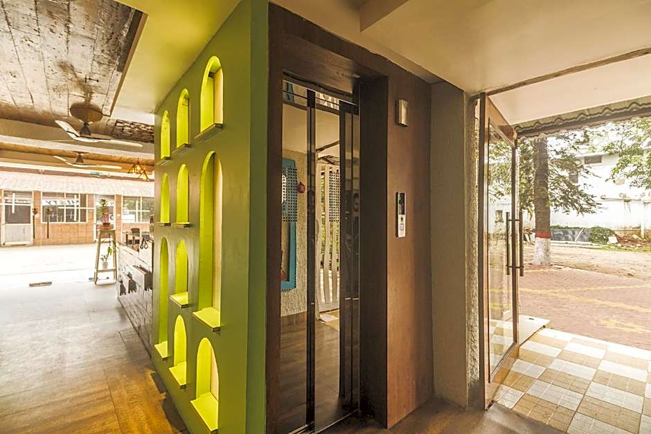 WOW STAYZ2 Hotel Misty Meadows