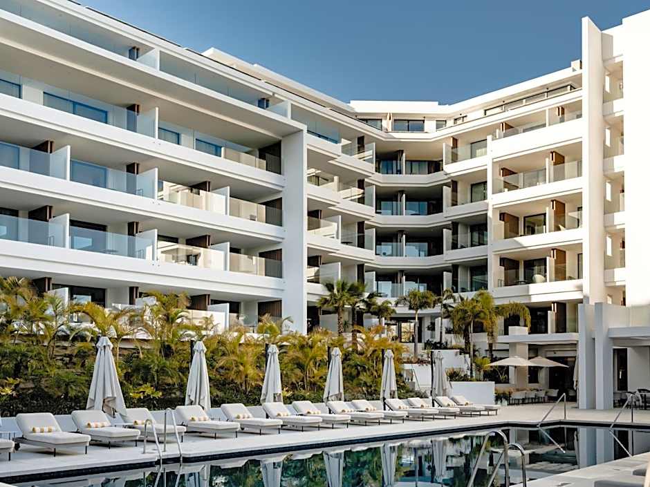 THE FLAG HOTEL Marbella, Estepona Adult Recommended