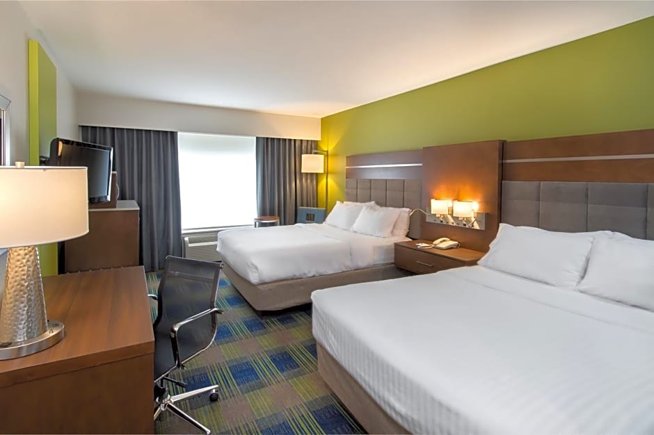 Holiday Inn Express Hotel & Suites Clifton Park, an IHG Hotel