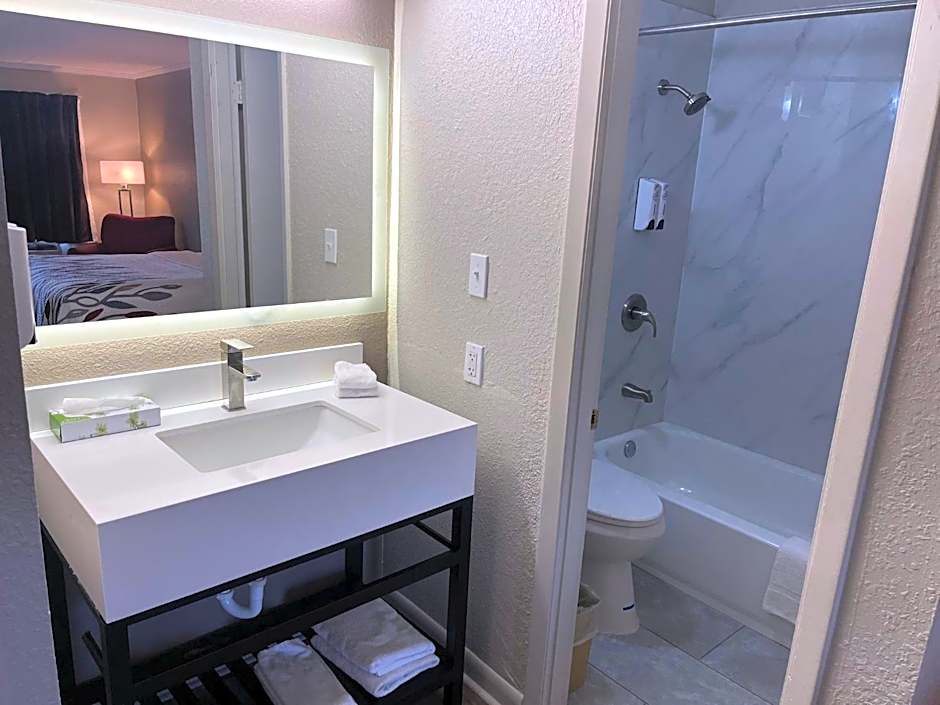 Red Roof Inn Manchester