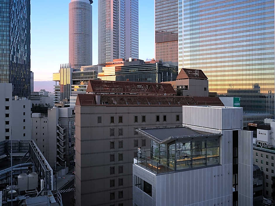 9h nine hours Nagoya station