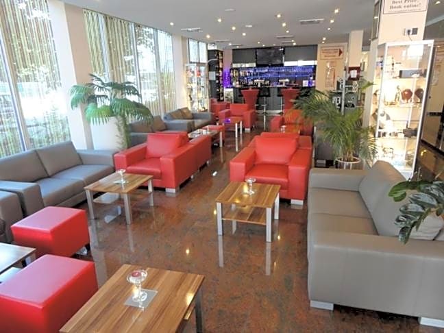 Grand Hotel Dream Main City Center