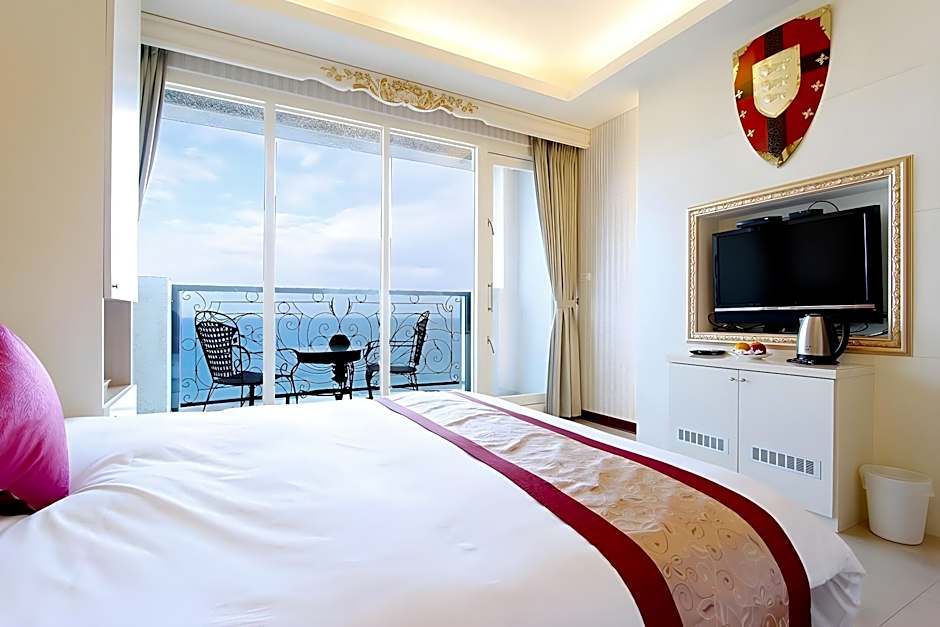 STARRISE LEISURE HOTEL