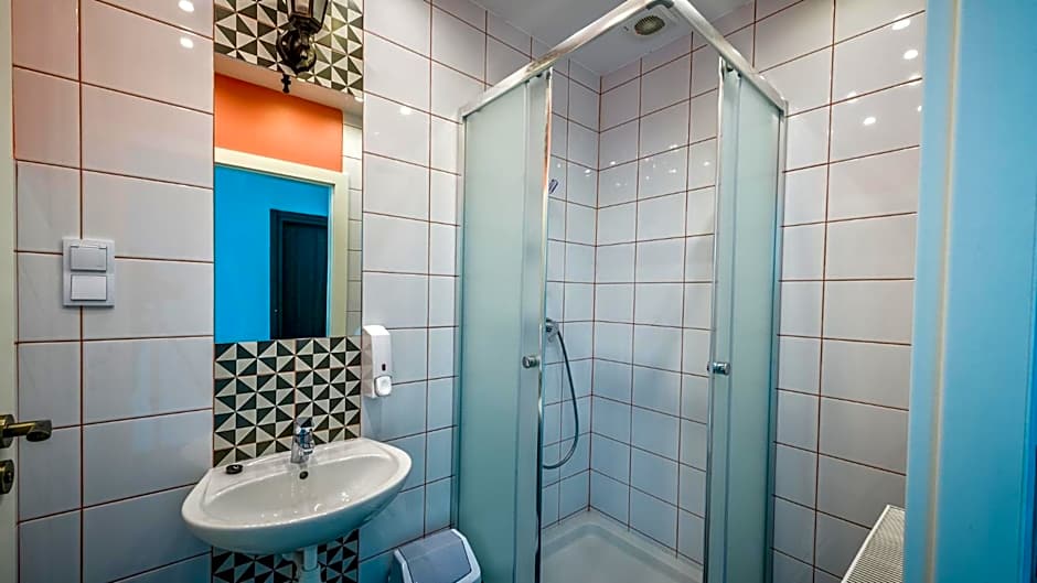 The Little Havana Party Hostel