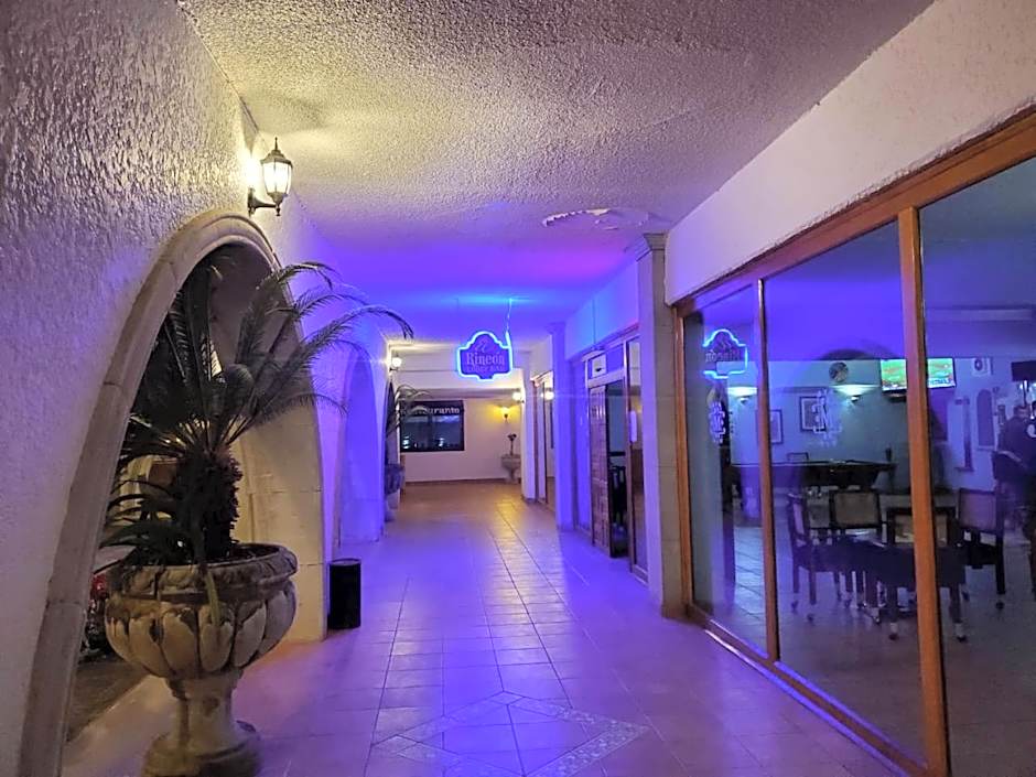 HOTEL MISION SANTA MARIA