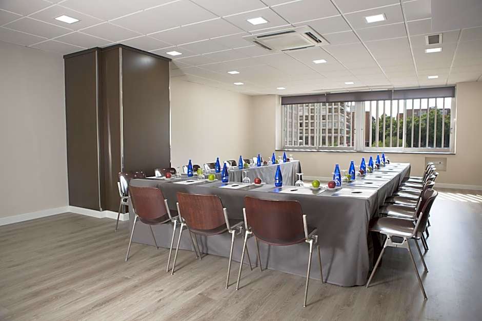 Hotel Chamartin The One