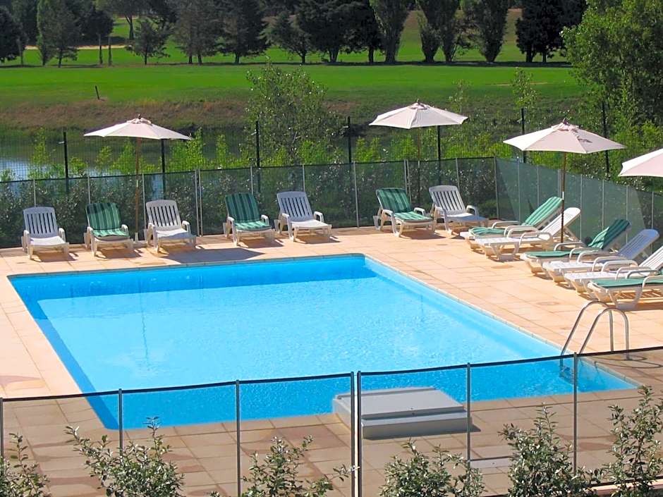 Residhotel Golf Grand Avignon