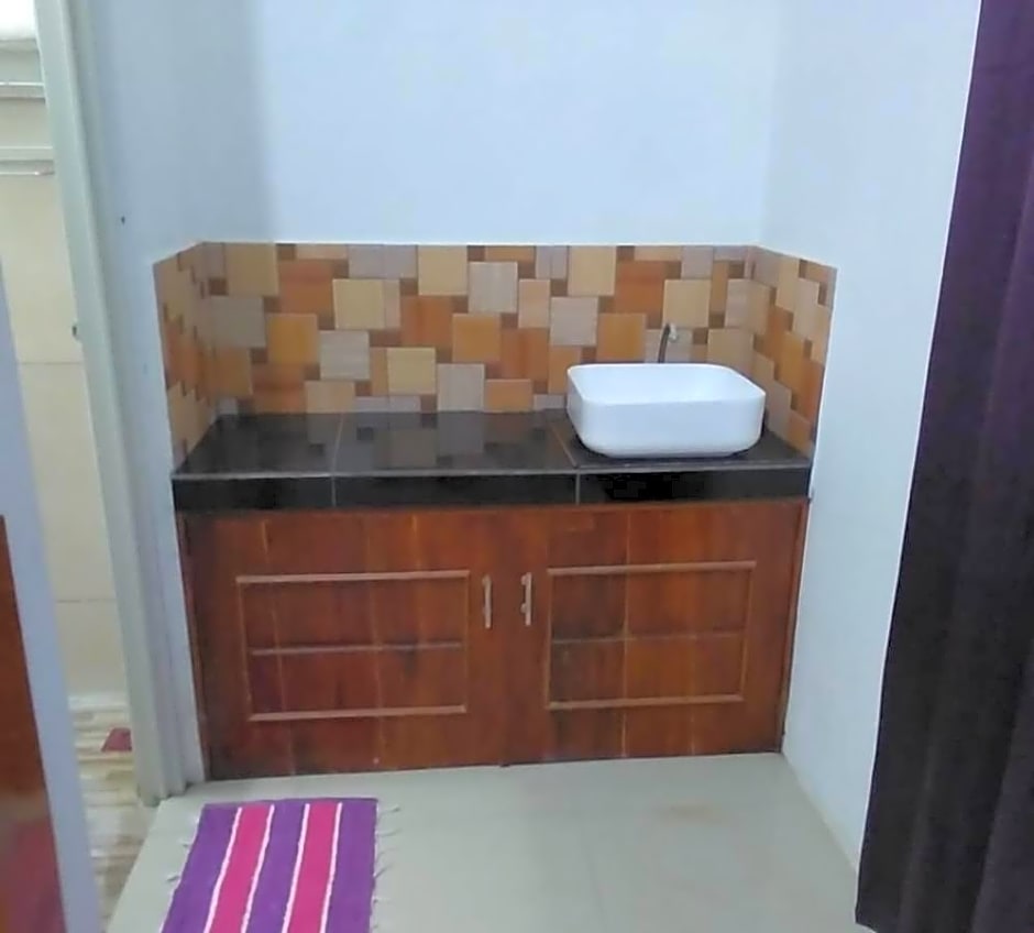 Guesthouse Berlian Batang Syariah near Kampung Kalisalak Park